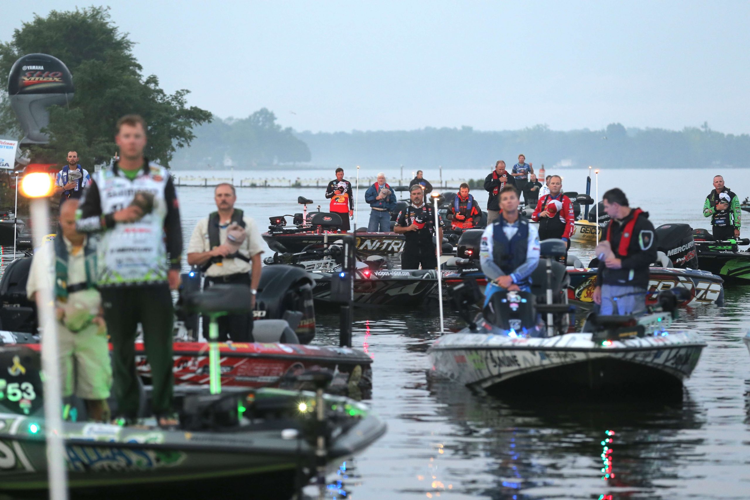 KVD finds himself in the middle of the pack, in this pic and in this event. VanDam needs a solid day to keep his Classic hopes alive. 