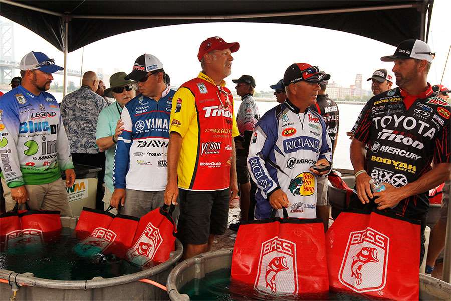 More anglers wait their turn backstage.