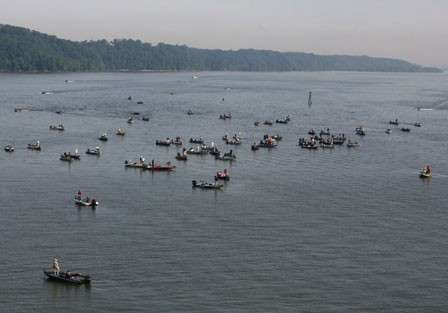 The lake promises to be crowded, but not as much as when Bobby Lane won here in 2009.