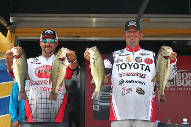 Kevin Jeane and Toledo Bend guide Darold Gleason weighed 15 pounds 9 ounces for fourth place by fishing a V & M Wild Thang worm on ledges in 12- 18â of water on the main river channel. 