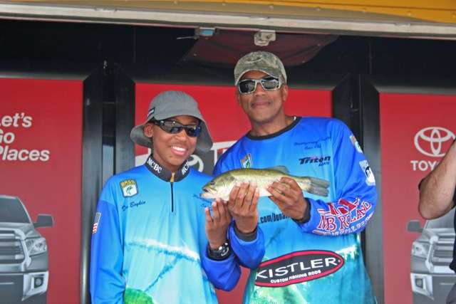 Active US Army helicopter mechanic, Donald Boykin Jr., and his son âDB IIIâ only brought one bass to the scales, but the weight of the memories they made was awesome. 