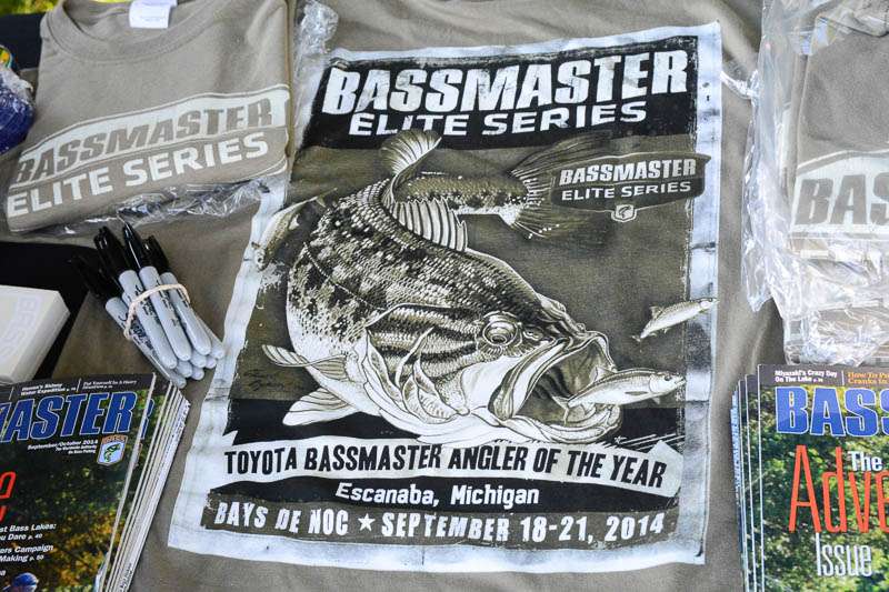 The Elite Series finishes it season here in Escanaba, Mi. If you're showing up, grab one of these exclusive t-shirts.