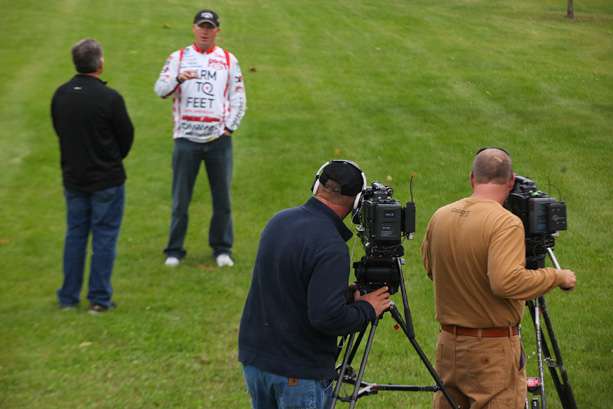 Some anglers get a few T.V. interviews out of the way on the off day. 