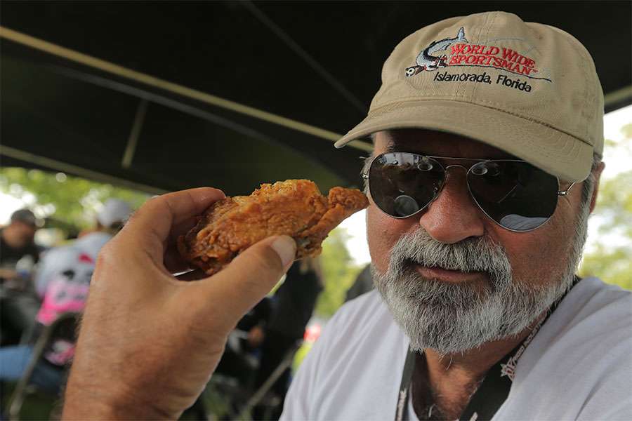 Photographer James Overstreet is about to test the fried chicken.