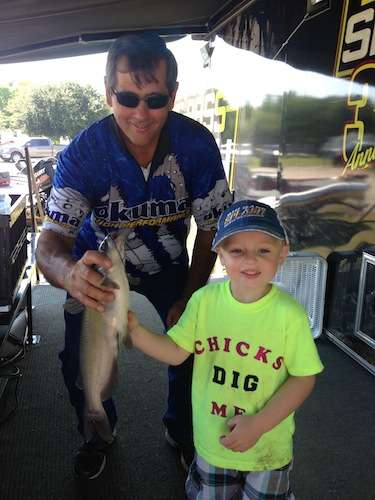 Casen Turner of Quinlan, Texas (4 Year Old) weighs in a 2.77 catfish.