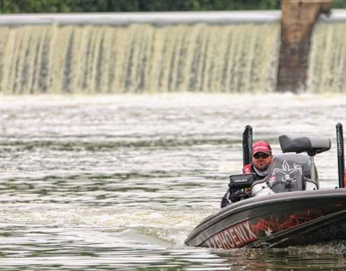 Lake Dardanelle, though, turned the tide for the Arkansas native, fishing in his birth state in the fifth event. 