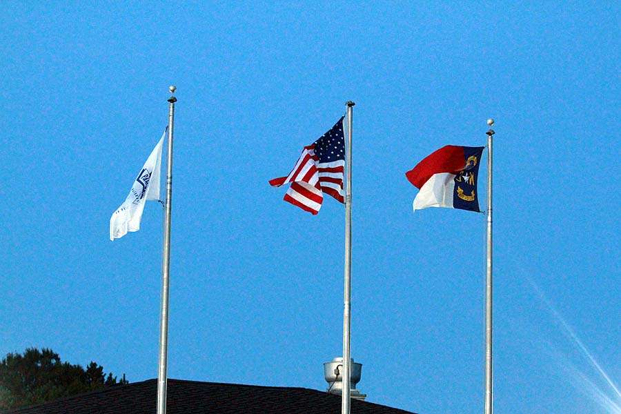 A breeze out of the north sets the stage for bluebird-sky fishing conditions on Lake Norman.