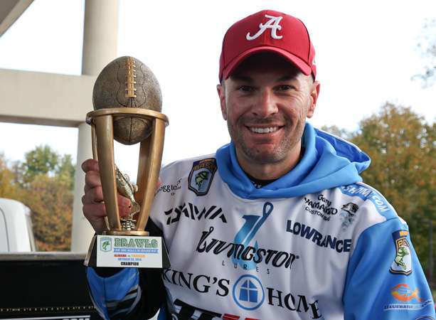 Randy Howell was the first competitor to get his hands on the inaugural trophy. 