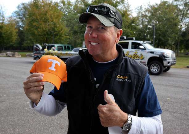 David Walker arrives and takes possession of his new Tennessee Volunteers ball cap. 