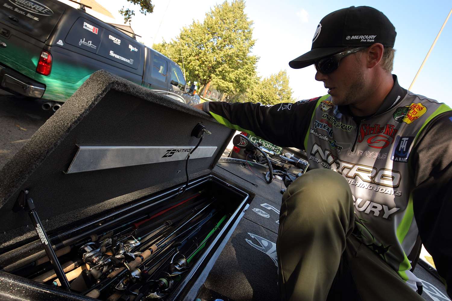 In his left rod locker, VanDam keeps 15 to 20 G.Loomis rods and Shimano reels ready to go.
