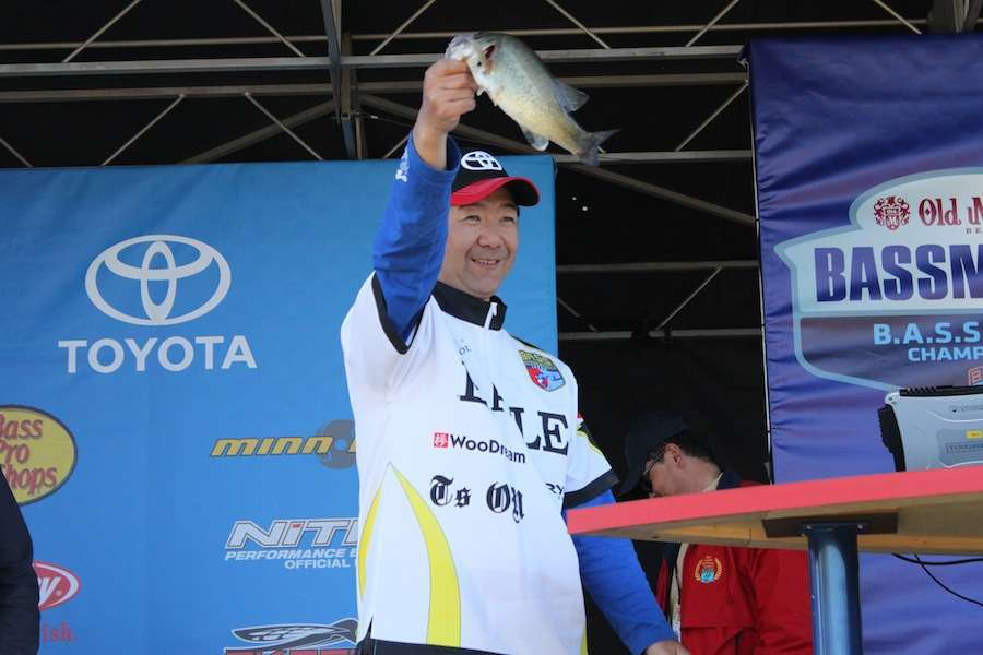 Koji Kuroda managed only one fish for 1-6 today. 