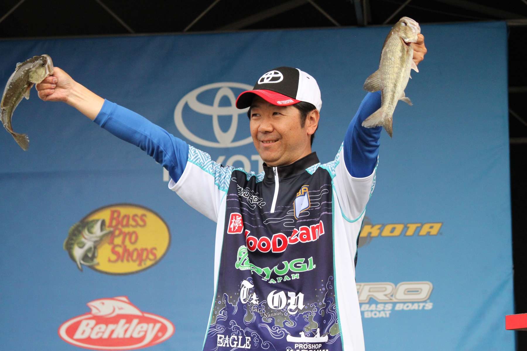 Koji Kuroda of Japan finishes 37th with 13-4. 
