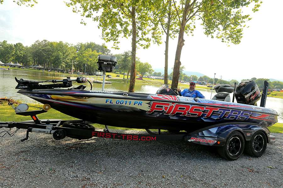 This is Shaw Grigsby's Triton 21TRX that he ran during the 2014 Bassmaster Elite Series season. It's powered by a 250-horse Mercury OptiMax ProXS and also sports dual 8-foot Power-Poles in the rear. Let's take a look inside, shall we?