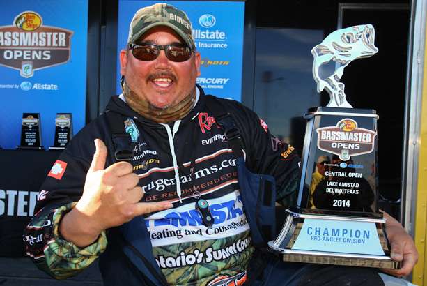 Andrew Young
Mound, Minn.
Winner of the 2014 Bass Pro Shops Central Open #1 presented by Allstate (Lake Amistad)