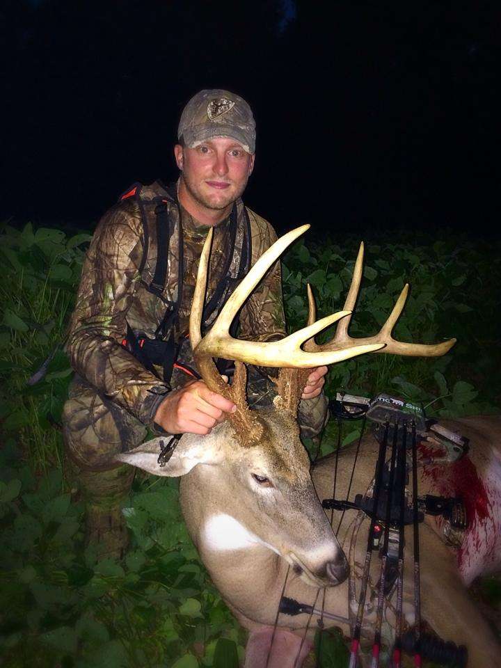 The younger Elites are keeping pace as well. Bradley Roy of Lancaster, Ky., went out on Sept. 21 for this bruiser. âI'm glad I decided to go hunting last night even though it was hot. This big boy stepped out about 7:35 and the rest is history! Gotta love big KY bucks!!! 11 points that scored 150.â
