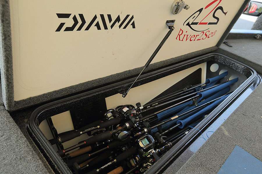 The rod locker on the left side of Ishâs boat usually houses 20-25 rods for every tournament. 