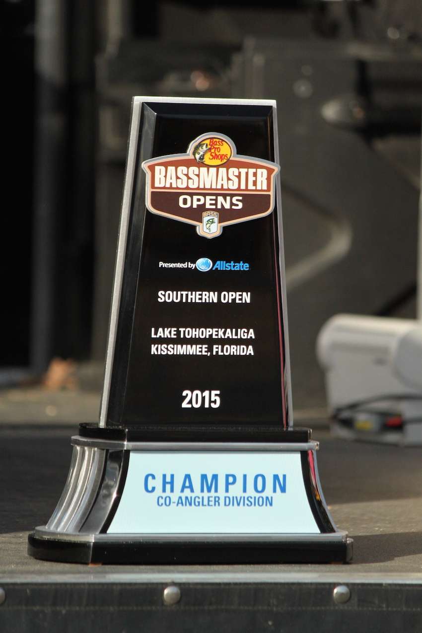 The co-angler champion will receive this trophy and a brand new Nitro boat powered by Mercury Outboard as well. 