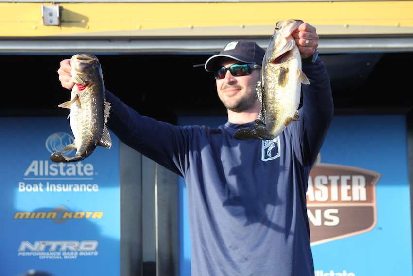 Alan Agnoli weighs to fish for 7-4 on the Final Day and takes the co-angler hot seat. 