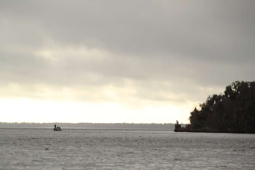 Several anglers are fishing off-shore for pre-spawn bass on Day 2. 
