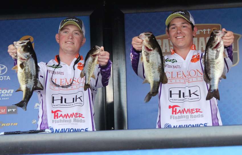 Jacob Reome and Matthew Garvin of Clemson University sit in 3rd after two days with 25-11. 