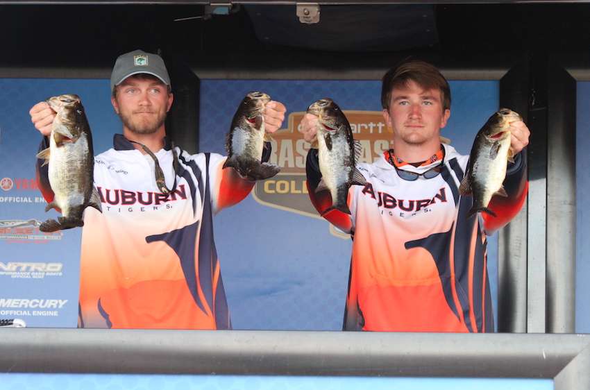 Mitchell Jennings and Kendall Andrews of Auburn University finish in 43rd with 14-9. 