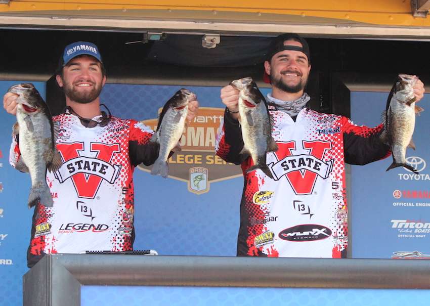 Taylor Minick and Micheal Harbach of Valdosta State University finish 9th with 34-6. 