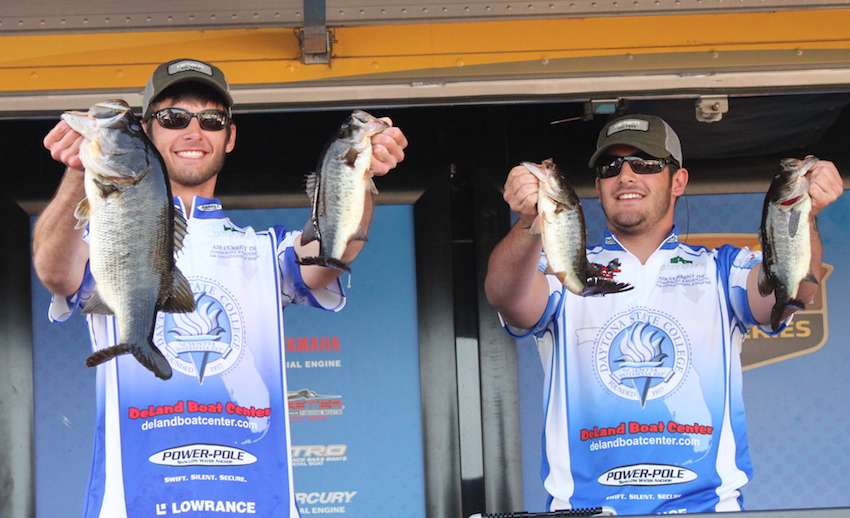 Brothers Thomas Oltorik III and James Oltorik of Daytona State College win the 2015 Carhartt Bassmaster College Series Southern Regional on the St Johns River. 