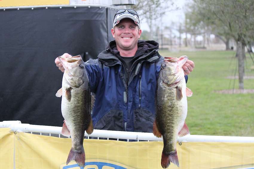 McMillan, known for his winning ways on Lake Okeechobee, shows he's can catch them on the Kissimmee Chain too. 