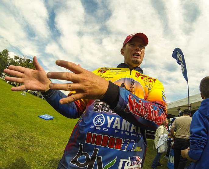 <B>Keith Combs - 50:1</b>
If you keep up with professional bass fishing, you don't need to be told how good Combs is or how often he wins in Texas. At 39, he's on top of his game and about the age of the average Classic champ. He certainly has the skills and the attitude to win the championship. He measures success with trophies and big paydays rather than 