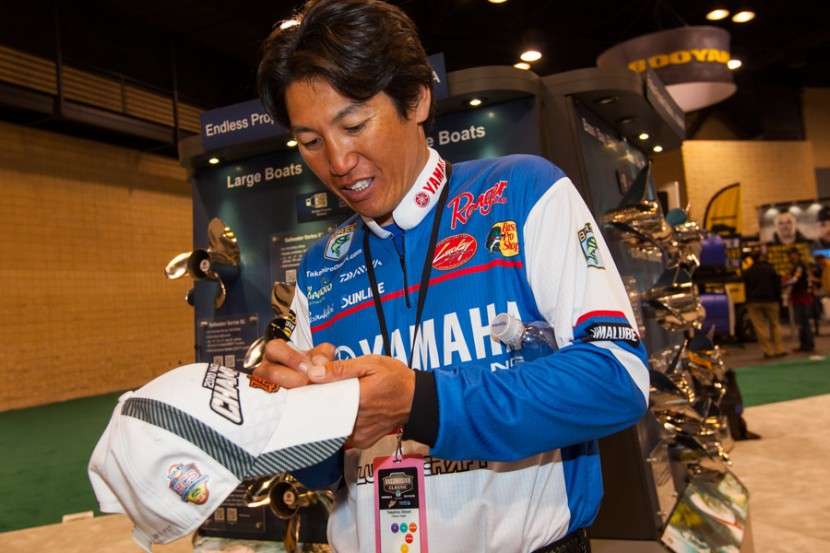 <B>Takahiro Omori - 65:1</b>
The 2004 Classic champ is one of the best power fishermen on the planet, and power fishing has given him just about every title he's earned in his career, including the Classic. Weather and fishing pressure dictate the results of tournaments, and if it's warm and the bass will chase a little bit, Omori's chances are better than if it's cold and they're lethargic. If the tournament can be won on a lipless crankbait or jerkbait, watch for him to make a run at it.
