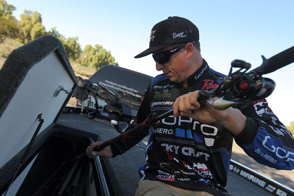 He uses Pro Series Rod Gloves to keep his Daiwa rods safe.