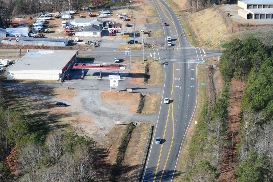 Lake Hartwell Fishing & Marine, owned by Cliff Bowman, is located at the intersection of Highways 187 and 24 in Anderson, S.C. It is a regular destination for Hartwell anglers, carrying everything from snacks and drinks to live blueback herring.