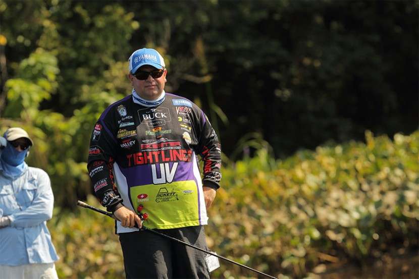 This week, Bassmaster Elite Series angler Bill Lowen provides a tour of his Skeeter boat. Lowen's professional accomplishments include five straight visits to the Bassmaster Classic (2011-2015), and he has tallied 13 Top 10 finishes in 95 total B.A.S.S. tournaments.