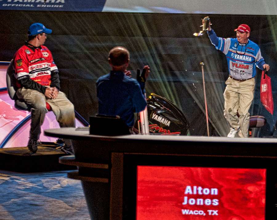 Jones was confident as he entered the stage.