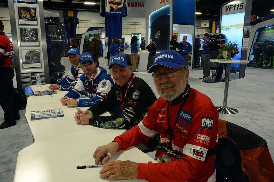 At other booths the pros are lined up to sign autographs and meet and greet the fans. âThe Legendâ Harold Allen is among the pros on hand in the booth at Skeeter Boats. 
