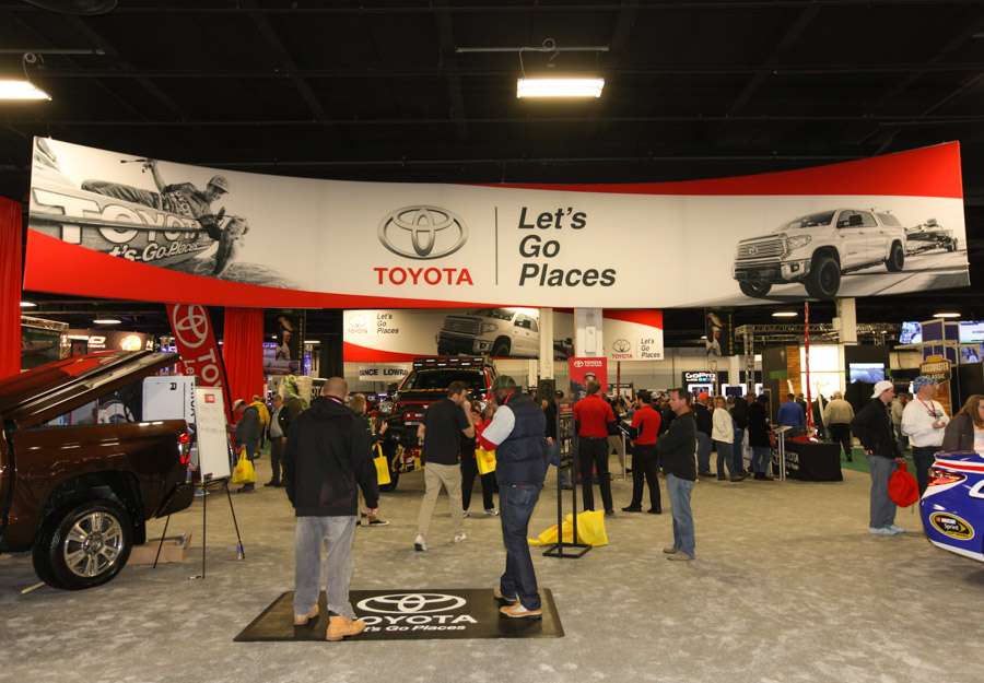Toyotaâs massive display is attracting a crowd.