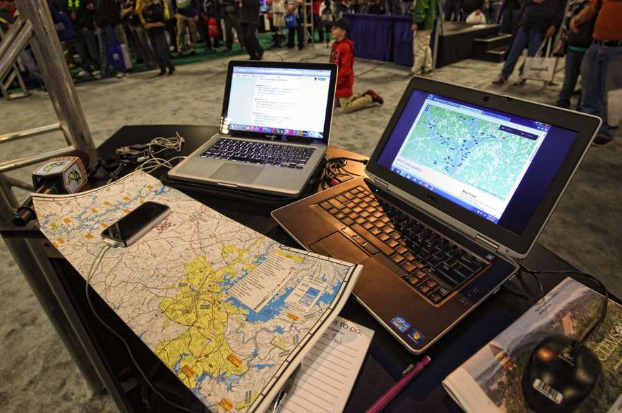 Some of the technology used to keep up with whatâs going on during Bassmaster Classic Live.