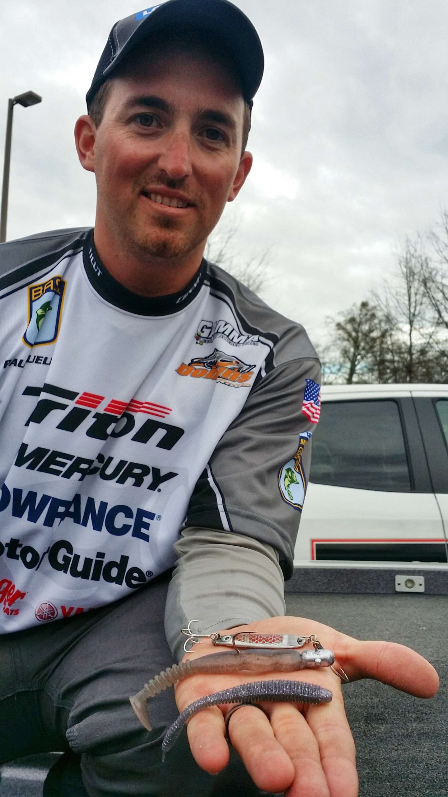 Paul Mueller has finished 2nd and 12th in two consecutive Classics â stout. At Hartwell, he chased herring. Structure didn't matter, but he was always fishing in 30 feet. He dropshotted a 4-inch Reins Bubble Shaker (kito kito shad and bluegill) and slow-rolled a 4