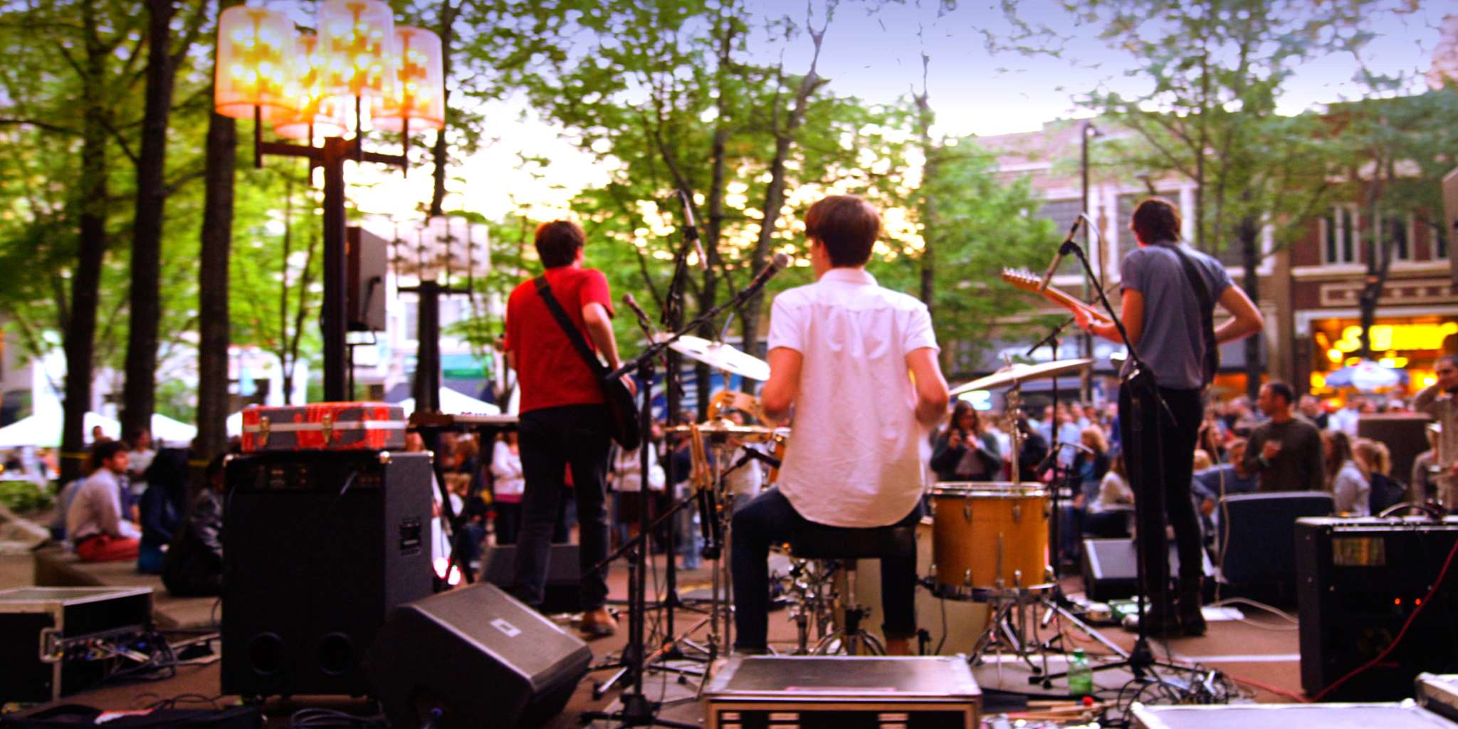 Live music can be enjoyed outdoors frequently in downtown Greenville.