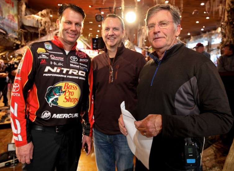 Sanders poses last week with Kevin VanDam and producer Mike McKinnis at the Bass Pro Shops shoot for Opening Day. 