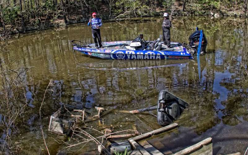 The Sabine River is the first stop, where Dean Rojas does some junk fishing. Zona said the layout there doesnât allow anglers to move freely, but rather hunker down and try to pick apart spots.