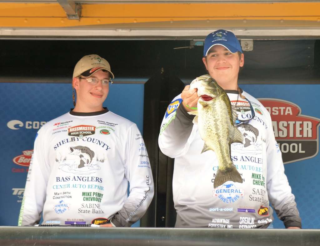 Texas anglers Daniel Stanford and Jacob Stanford of the Shelby County Bass Anglers show off the 5-3 largemouth they caught on 