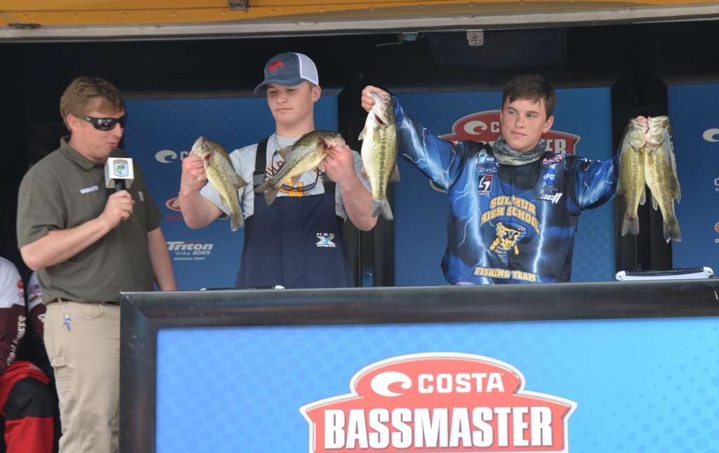 William Dion and Kenzie Moss of Louisiana's Sulphur High School finished 24th with 9-0.