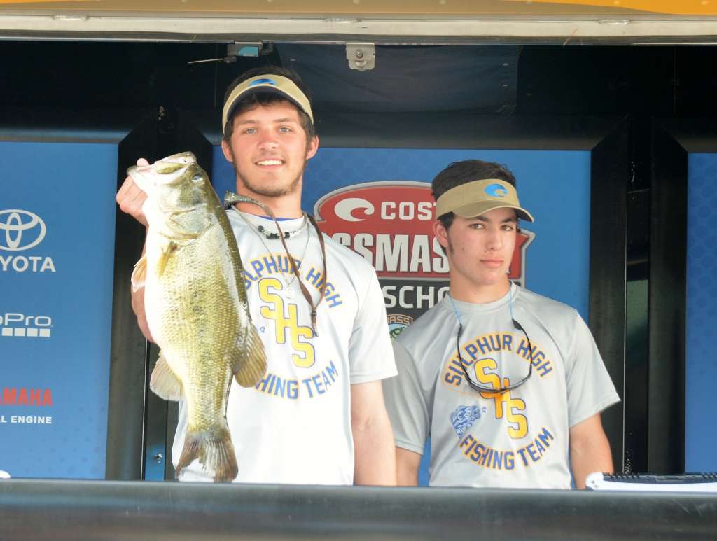 Conner Chappell, left, and Logan Bourque of Sulphu High School took big-fish honors with an 8-8 largemouth that now ranks as the largest fish ever caught in a Bassmaster High School event. 