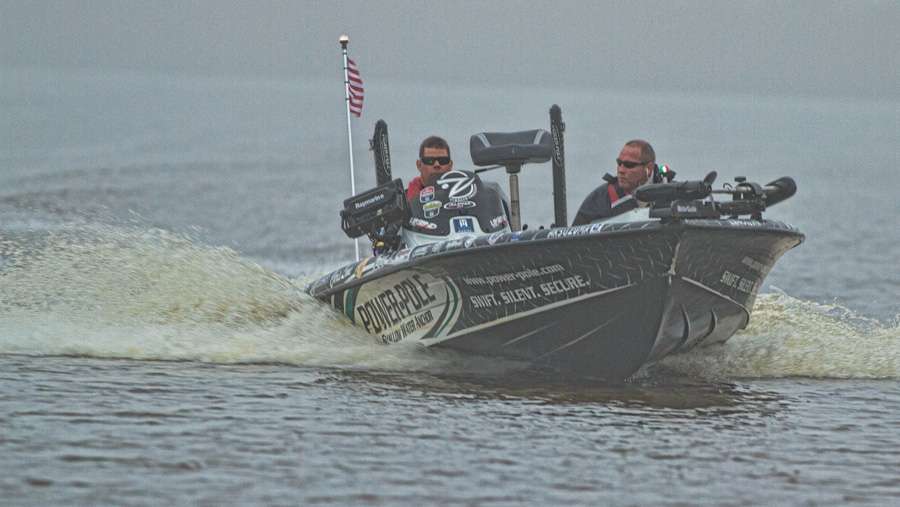 Chris Lane led the charge to the Taylor Bayou area on Day 3.