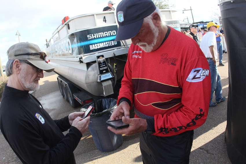 Interview time for the Co-Angler Champion, Bill Mccoun.