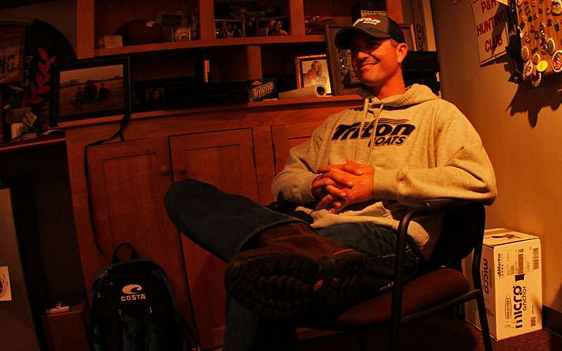 Ashley sits back and relaxes during an interview for Bassmaster.com.