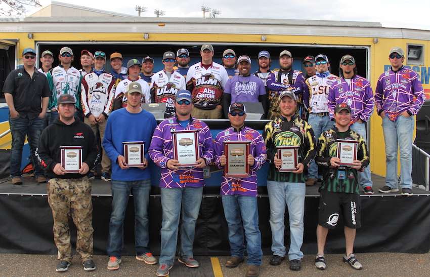 The Top 14 teams from the Central Regional move on to the 2015 Carhartt Bassmaster College Series National Championship.