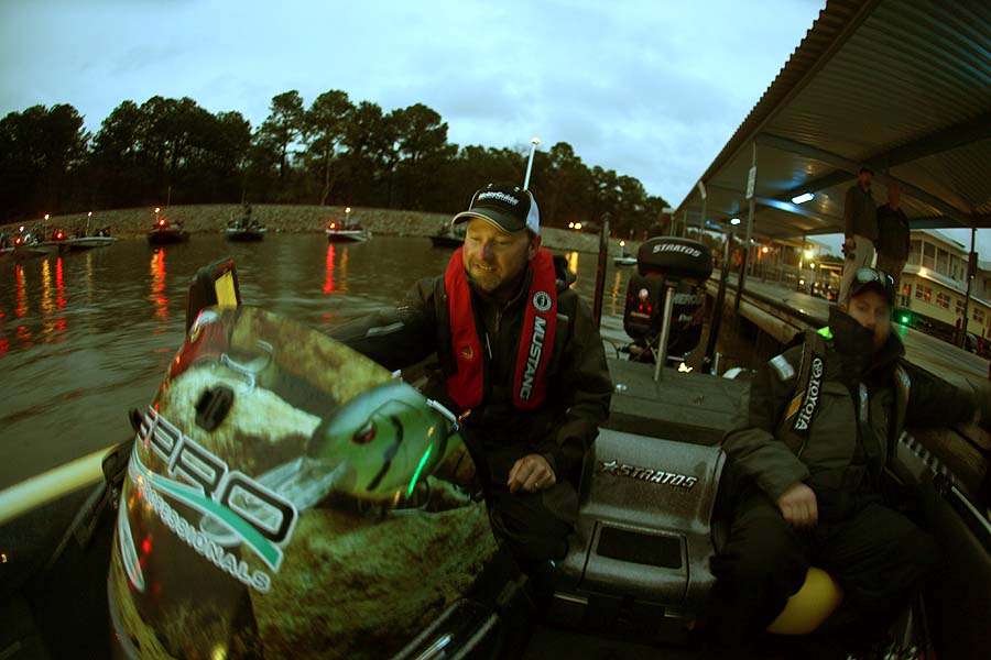 Day 2 leader Mike McClelland is confident heâll stay in first place with a solid pattern and early checkout time.