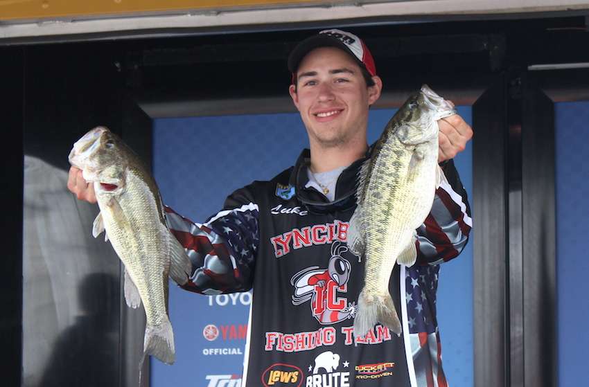 Luke Taylor fishes solo this week for Lynchburg College and brought in 3 fish for 8-13 on Day 1 to sit in 66th. 